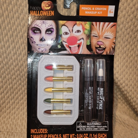 Halloween makeup Kit set - Picture 4 of 4